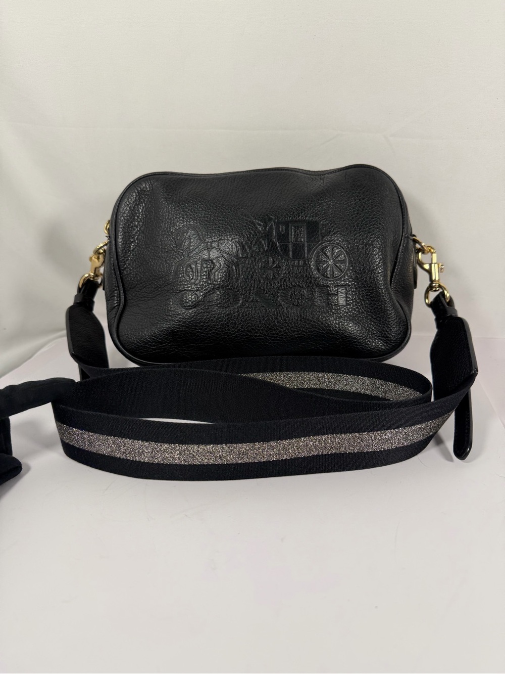 4297: COA Inc: COACH Horse & Carriage Black Leather Double Zip Crossbody Bag